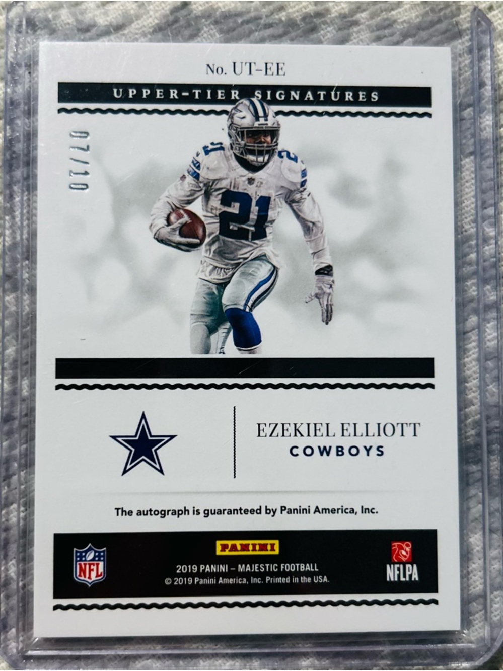 Ezekiel Elliott 2019 Panini Majestic #UT-EE auto /10 - Picture 2 of 2